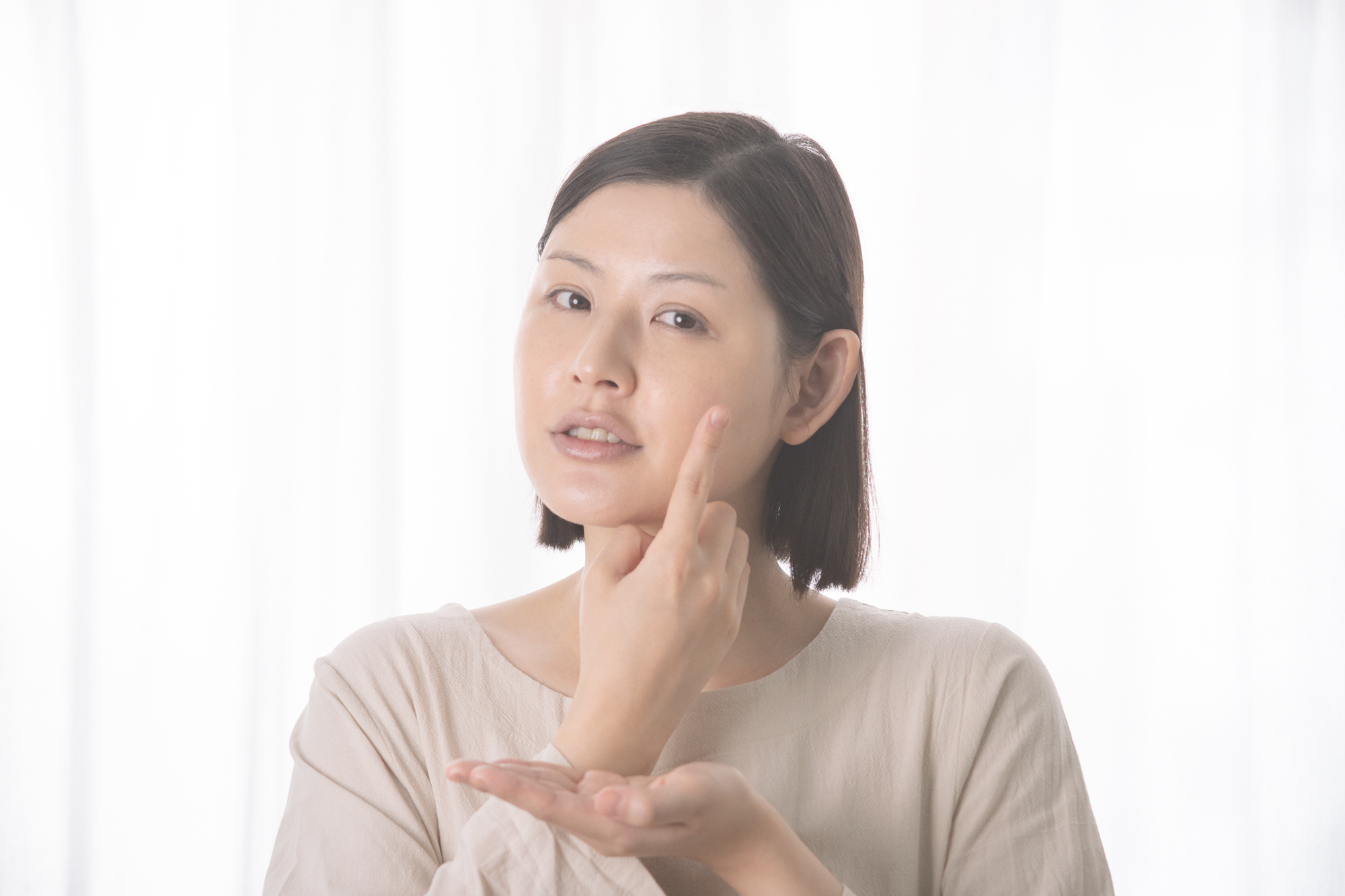 日焼け止めはいつまで塗る? 何月まで必要か紫外線量から考える